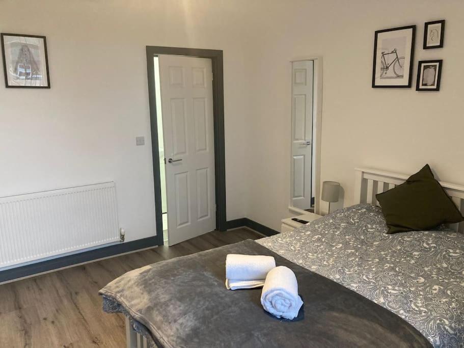Newly Refurbished Studio, Great Location 8 Studios Nottingham Eksteriør billede