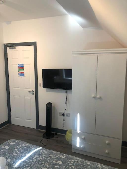 Newly Refurbished Studio, Great Location 8 Studios Nottingham Eksteriør billede